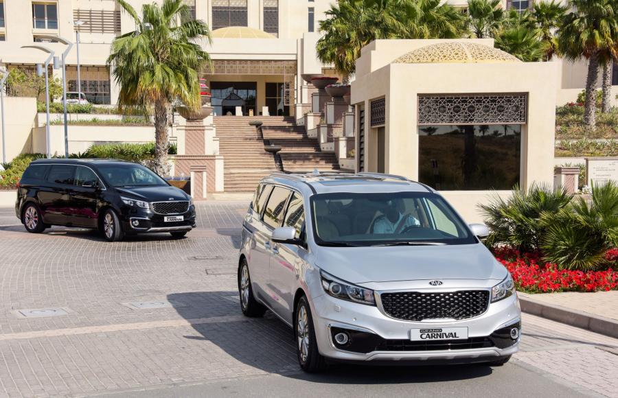  Kia Grand Carnival 2014 года  (фото 15 из 24)